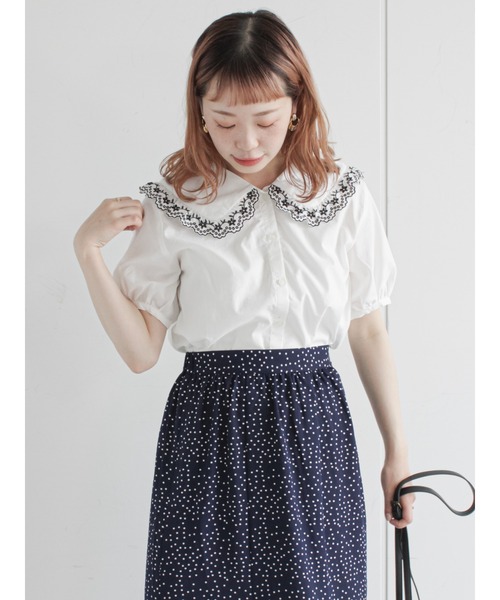 ehka sopo（エヘカソポ）の「刺繍フリル衿ブラウス（シャツ/ブラウス・レディース・ブラック/オフホワイト/グリーン/ミント・ﾌﾘ-）」の2枚目の写真