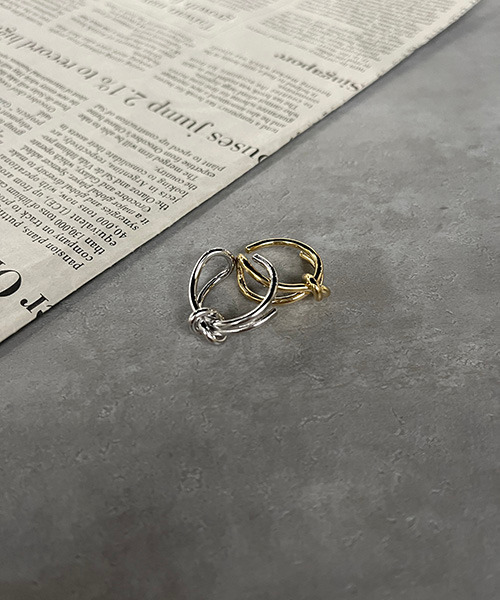 VENCEEXCHANGE（ヴァンスエクスチェンジ）の「変形結びリング（リング・レディース・シルバー/ゴールド・FREE）」の9枚目の写真