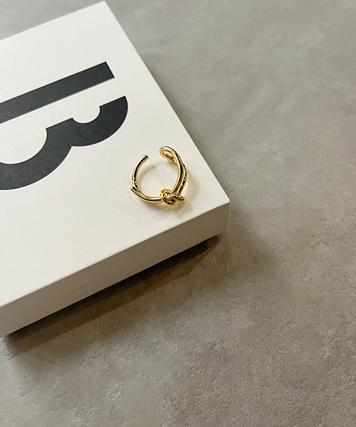 VENCEEXCHANGE（ヴァンスエクスチェンジ）の「変形結びリング（リング・レディース・シルバー/ゴールド・FREE）」の10枚目の写真