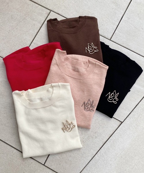 one after another NICE CLAUP（ワンアフターアナザーナイスクラップ）の「ブローチセット半袖ニット（ニット/セーター・レディース・ブラック/ブラウン/レッド/ピンク/アイボリー・FREE）」の10枚目の写真