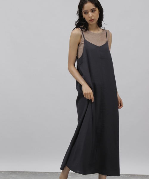 LAKOLE（ラコレ）の「クレープキャミワンピース[セットアップ対応] / 353988（ワンピース・レディース・サンドグレー/スモーク/ライトブラウン・SMALL/MEDIUM）」の3枚目の写真