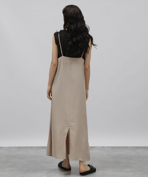 LAKOLE（ラコレ）の「クレープキャミワンピース[セットアップ対応] / 353988（ワンピース・レディース・サンドグレー/スモーク/ライトブラウン・SMALL/MEDIUM）」の18枚目の写真