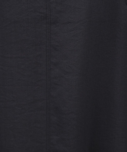 LAKOLE（ラコレ）の「クレープキャミワンピース[セットアップ対応] / 353988（ワンピース・レディース・サンドグレー/スモーク/ライトブラウン・SMALL/MEDIUM）」の8枚目の写真