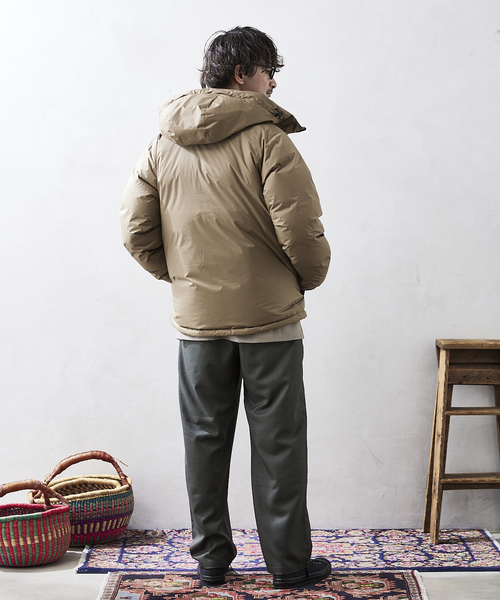 NANGA(ナンガ)の「【NANGA / ナンガ】AURORA DOWN JACKET(ダウンジャケット/コート・メンズ・ブラック/ネイビー/オリーブ/キャメル・MEDIUM/LARGE/X-LARGE)」の15枚目の写真