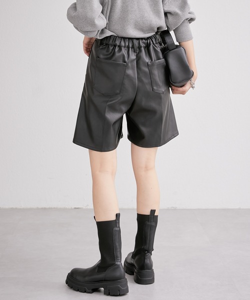 CIAOPANIC TYPY（チャオパニックティピー）の「ピンタックショートパンツ（その他パンツ・レディース・ブラック/ベージュ/ブラウン・ONE SIZE）」の7枚目の写真