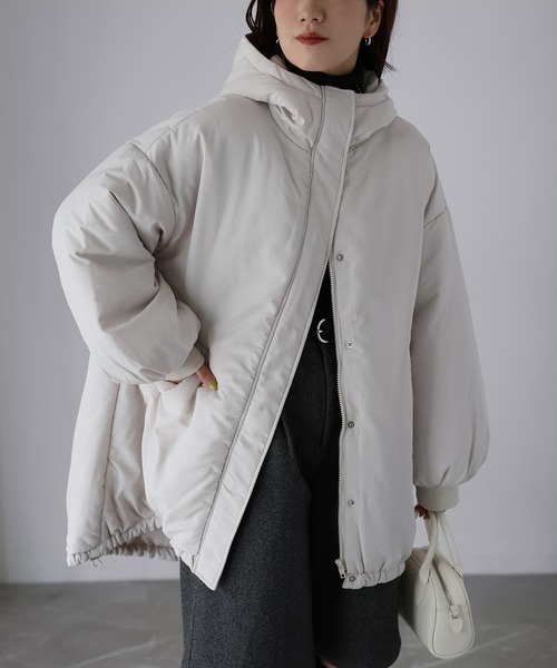 Riberry（リベリー）の「中綿モンスターパーカー（ダウンジャケット/コート・レディース・ブラック/オフホワイト/カーキ・MEDIUM/LARGE）」の11枚目の写真