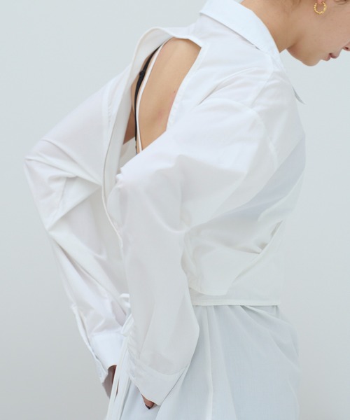HANNE(アン)の「バックオープンレイヤードデザインシャツ(シャツ/ブラウス・レディース・ホワイト/ブラック・フリー)」の3枚目の写真