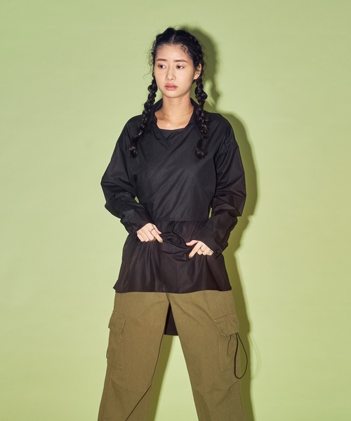 HANNE(アン)の「バックオープンレイヤードデザインシャツ(シャツ/ブラウス・レディース・ホワイト/ブラック・フリー)」の15枚目の写真