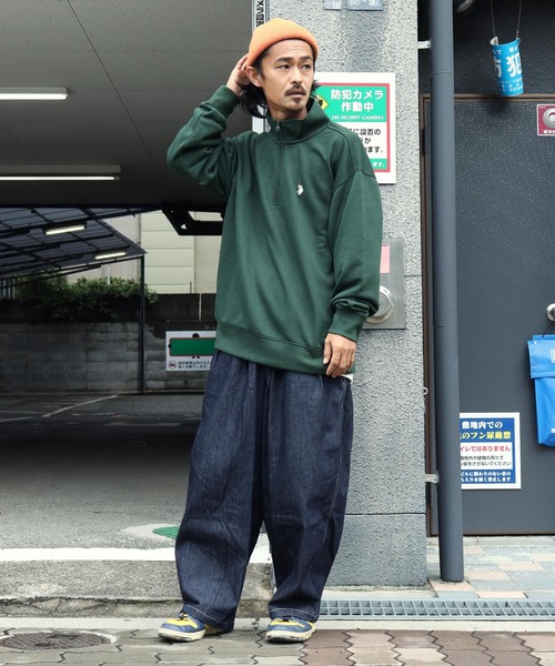 U.S. POLO ASSN.(ユーエスポロアッスン)の「U.S. POLO ASSN. / ユーエスポロアッスン 別注 コラボ オーバーサイズ ハーフジップ 裏毛 スウェット トレーナー(スウェット・メンズ・ブルー系その他/ホワイト系その他2/ブラック系その他2/グレー系その他2/グレー系その他3/グレー系その他4/グリーン系その他2/ブルー系その他2/ホワイト系その他/ブラック系その他/グレー系その他/グリーン系その他・MEDIUM/LARGE/X-LARGE)」の13枚目の写真