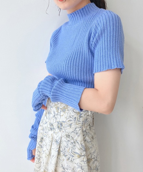 AS KNOW AS plus（アズノゥアズプラス）の「♪アームウォーマー 付きニット（ニット/セーター・レディース・ブラック/ベージュ/ブルー・FREE）」の8枚目の写真