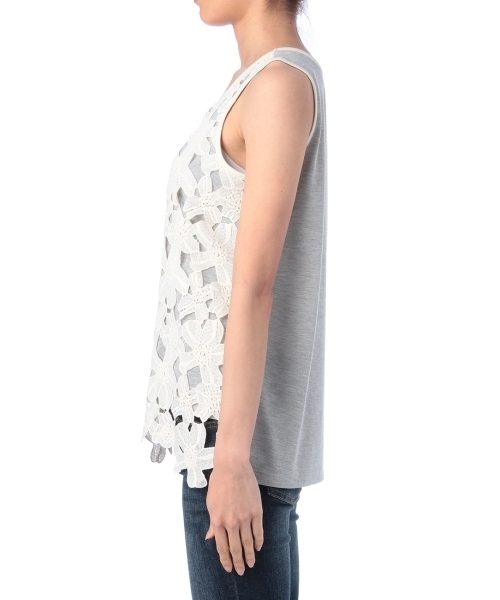 HusHusH(ハッシュアッシュ)の「フラワーレース使いタンクトップ(タンクトップ・レディース・ホワイト/ブルー/グレー/ブラック・03/02)」の5枚目の写真