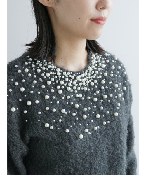 Te chichi CLASSIC(テチチクラシック)の「装飾パール起毛ニット(ニット/セーター・レディース・チャコール/オフホワイト・フリ-)」の11枚目の写真