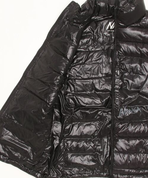 NANGA(ナンガ)の「ULTILIGHT DOWN VEST PACKABLE(MEN)(ダウンベスト・メンズ・ネイビー/ブラック/イエロー系その他/ライム・S/M/L/XL/XXL)」の15枚目の写真