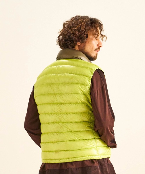 NANGA(ナンガ)の「ULTILIGHT DOWN VEST PACKABLE(MEN)(ダウンベスト・メンズ・ネイビー/ブラック/イエロー系その他/ライム・S/M/L/XL/XXL)」の22枚目の写真