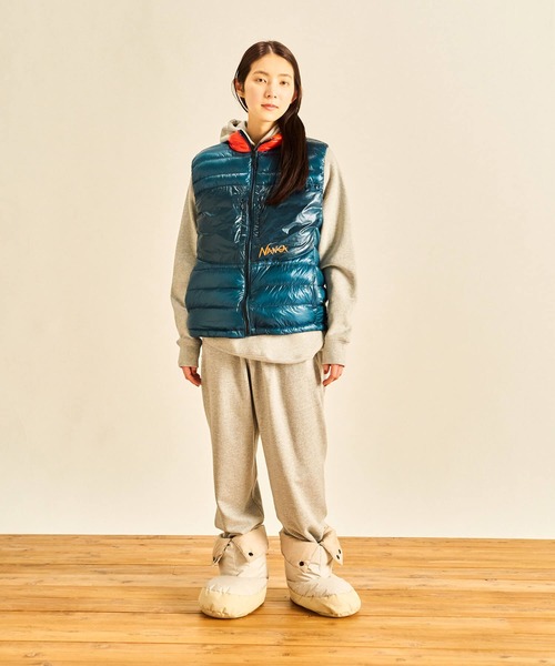 NANGA(ナンガ)の「ULTILIGHT DOWN VEST PACKABLE(MEN)(ダウンベスト・メンズ・ネイビー/ブラック/イエロー系その他/ライム・S/M/L/XL/XXL)」の5枚目の写真