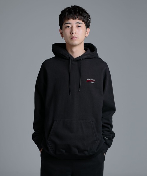 DELUXE(デラックス)の「IN-N-OUT HOODY(パーカー・メンズ・ブラック/ブルー/グレー・MEDIUM/LARGE/SMALL)」の2枚目の写真