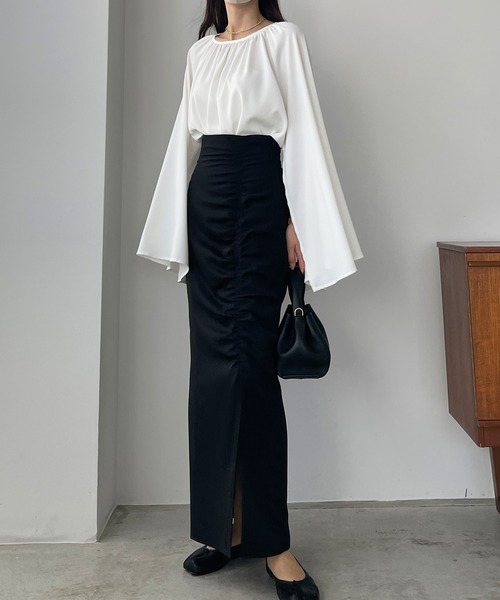 Louere（ルエレ）の「ギャザースリットスカート（スカート・レディース・ライトベージュ/グレイッシュベージュ/ブラック・SMALL/MEDIUM/LARGE/X-LARGE）」の6枚目の写真