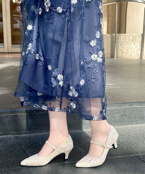 Retica(レティカ)の「結婚式 パンプス 歩きやすい ヒール 低め アーモンドトゥフラワーレースローヒールラメパンプス (6cmヒール)(パンプス・レディース・ブラック/ピンクベージュ・23.0cm/23.5cm/22.5cm/24.5cm/25.0cm/25.5cm/24.0cm)」の15枚目の写真