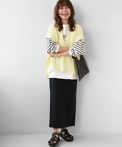 JOURNAL STANDARD relume(ジャーナルスタンダード レリューム)の「《追加》製品染めVネックベスト(ベスト・レディース・アイボリー/チャコールグレー/イエロー/グレー・FREE)」の18枚目の写真