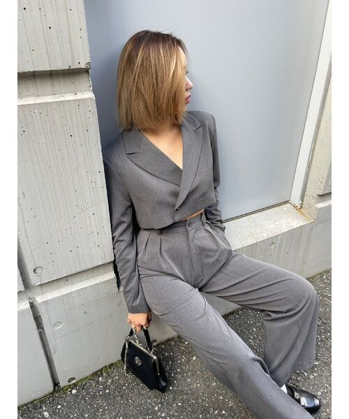 EVRIS（エヴリス）の「ショートレングスジャケット【セットアップ着用可能】（テーラードジャケット・レディース・パープル/ブラック/グレー・FREE）」の8枚目の写真