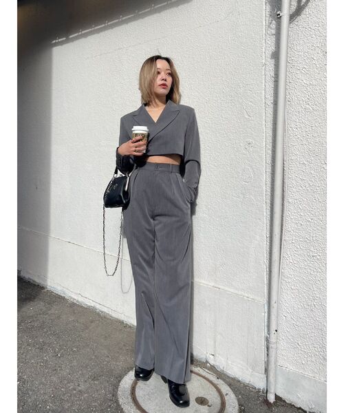 EVRIS（エヴリス）の「ショートレングスジャケット【セットアップ着用可能】（テーラードジャケット・レディース・パープル/ブラック/グレー・FREE）」の10枚目の写真