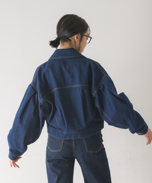 idem（イデム）の「tuck sleeve denim jacket/ショート丈デニムジャケット（デニムジャケット・レディース・ネイビー・FREE）」の13枚目の写真