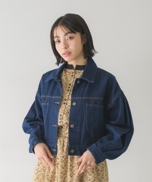 おもち☆idem イデム デニムジャケット新品タグ付き idem（イデム）の「tuck sleeve denim jacket/ショート丈デニム