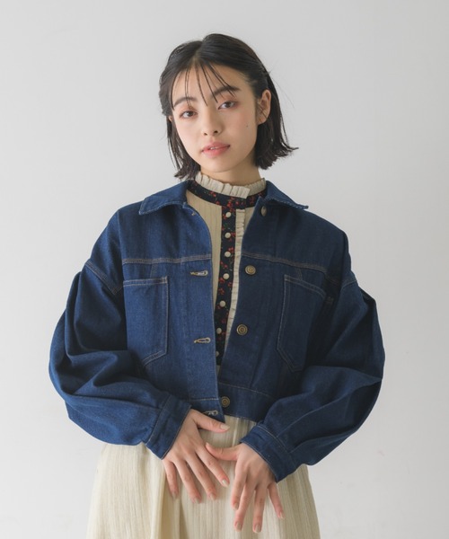 idem（イデム）の「tuck sleeve denim jacket/ショート丈デニムジャケット（デニムジャケット・レディース・ネイビー・FREE）」の9枚目の写真