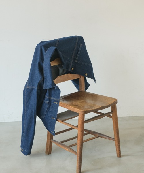 idem（イデム）の「tuck sleeve denim jacket/ショート丈デニムジャケット（デニムジャケット・レディース・ネイビー・FREE）」の12枚目の写真