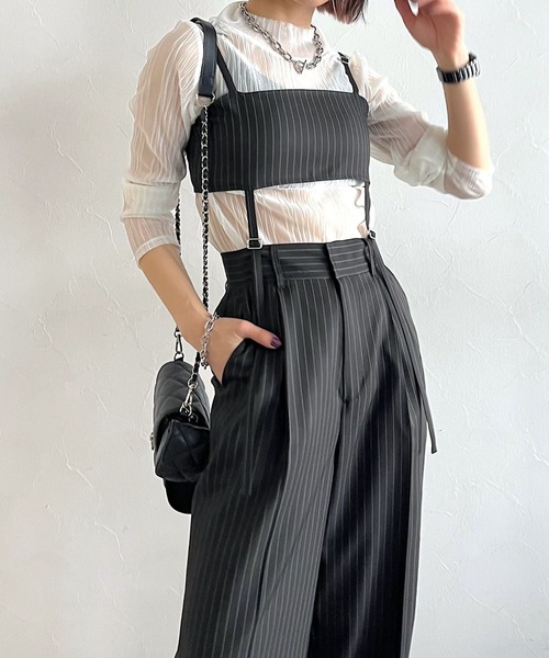 PAGEBOY（ページボーイ）の「CORE / ストライプビスチェオールインワン（つなぎ/オールインワン・レディース・ブラック/グレー・FREE）」の2枚目の写真