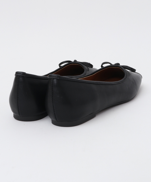 Tiara（ティアラ）の「スクエアトゥバレーシューズ（バレエシューズ・レディース・ホワイト×ブラック/ブラック・L/M/S）」の7枚目の写真