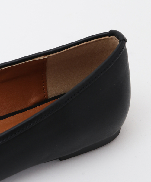 Tiara（ティアラ）の「スクエアトゥバレーシューズ（バレエシューズ・レディース・ホワイト×ブラック/ブラック・L/M/S）」の9枚目の写真