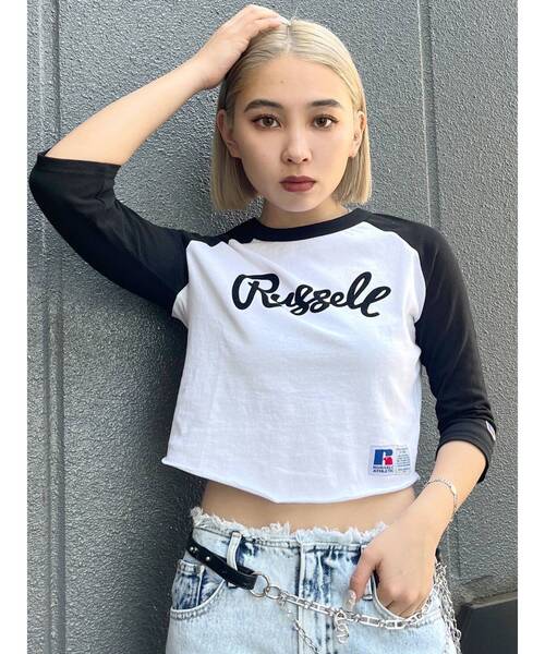 Russell Athletic(ラッセルアスレティック)の「【RUSSELL ATHLETIC×EMODA】ラグランショートフィットTシャツ(Tシャツ/カットソー・レディース・ブラウン/ネイビー/ブラック・FREE)」の13枚目の写真
