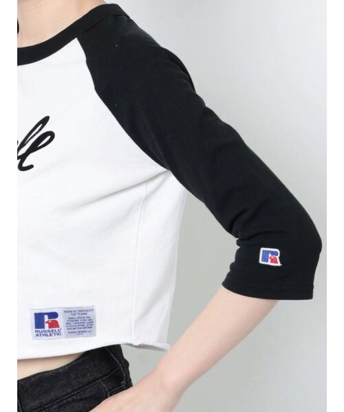 Russell Athletic(ラッセルアスレティック)の「【RUSSELL ATHLETIC×EMODA】ラグランショートフィットTシャツ(Tシャツ/カットソー・レディース・ブラウン/ネイビー/ブラック・FREE)」の11枚目の写真