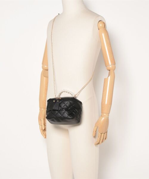 NiiNa(ニーナ)の「【NiiNa】パールハンドルバニティーバッグ(ハンドバッグ・レディース・ブラック/グレー/ブルー/ピンク/ホワイト・FREE)」の10枚目の写真