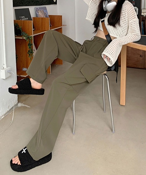 ANOTHER S(アナザーエス)の「サイドポケット付きカジュアルカーゴパンツ(カーゴパンツ・レディース・カーキ/ブラック/グレー・M/S)」の19枚目の写真