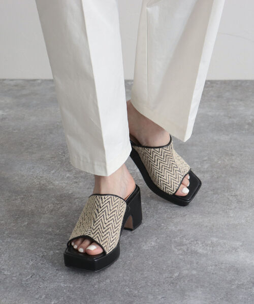 fredy emue（フレディエミュ）の「パナマプラットフォームサンダル（サンダル・レディース・ブラック・S/M）」の3枚目の写真