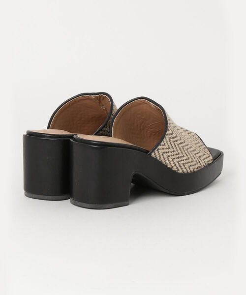 fredy emue（フレディエミュ）の「パナマプラットフォームサンダル（サンダル・レディース・ブラック・S/M）」の5枚目の写真