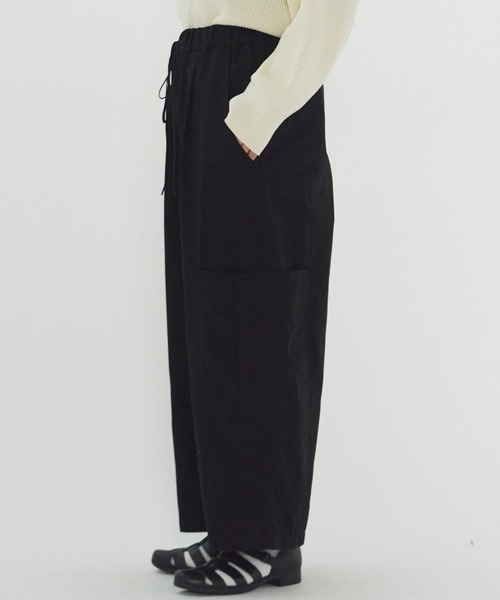 yuni（ユニ ）の「強撚ラチネ カーゴパンツ（カーゴパンツ）」 - WEAR