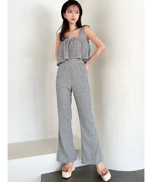 RESEXXY（リゼクシー）の「シャーリングパンツ【セットアップ着用可能】（その他パンツ・レディース・ホワイト/ブラック/ベージュ・FREE）」の4枚目の写真