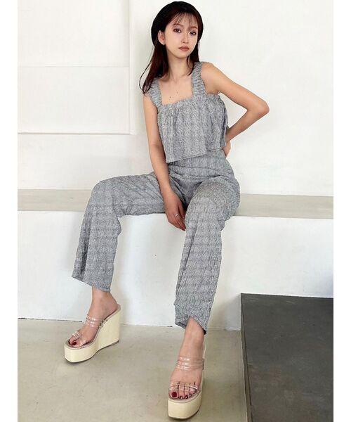 RESEXXY（リゼクシー）の「シャーリングパンツ【セットアップ着用可能】（その他パンツ・レディース・ホワイト/ブラック/ベージュ・FREE）」の6枚目の写真