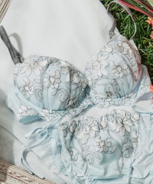 northerly（ノーザリー）の「エレガントコレクション【2305