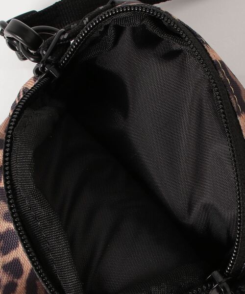 Dickies(ディッキーズ)の「【Dickies】DK PORTABLE SHOULDER(ショルダーバッグ・メンズ・ライトグリーン/ピンク/ベージュ/オレンジ/その他2/その他3/マルチ/ブラック/ブラック系その他2/その他4・FREE)」の13枚目の写真