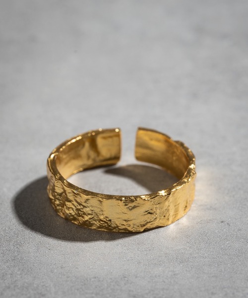 Ressaca（レサーカ）の「サイズ調整可能 シルバー925 ゴールドデザインリング ユニセックス（リング・メンズ・ゴールド系その他6/ゴールド系その他/ゴールド/ゴールド系その他5/ゴールド系その他7/ゴールド系その他2/ゴールド系その他3/ゴールド系その他4/ゴールド系/ゴールド系1・FREE）」の4枚目の写真