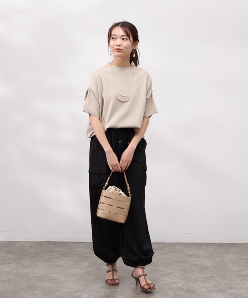 Chez toi（シェトワ）の「ウォッシャブル軽量アップスリーブプルオーバー（ニット/セーター・レディース・オレンジ/アイボリー/ブラック/ブルー/ベージュ・FREE）」の10枚目の写真