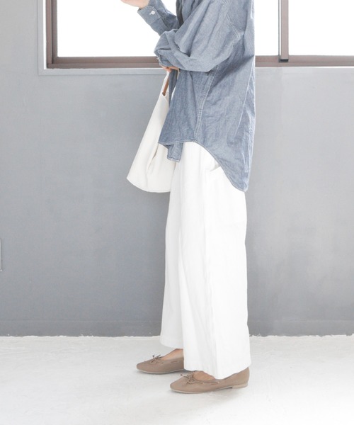 SOROTTO（ソロット）の「【子どもから大人まで】くしゅくしゅデザインの軽量ぺたんこシューズ（パンプス・レディース・アイボリー/ブラック/グレイッシュベージュ・20.0cm/24.0cm/24.5cm/22.5cm/25.5cm/19.0cm/22.0cm/23.5cm/21.0cm/23.0cm/25.0cm）」の20枚目の写真