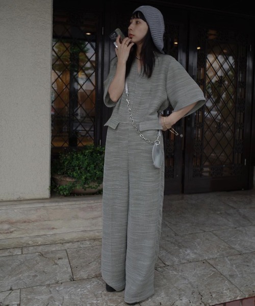 Ameri（アメリ）の「KARAMI RELAX ROMPERS（つなぎ/オールインワン・レディース・ブラック/カーキ・SMALL/MEDIUM）」の6枚目の写真