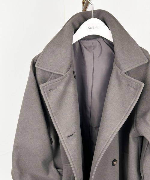 Meli rich（メリーリッチ）の「アレンジカラーフレアコート（ステンカラーコート・レディース・グレイッシュベージュ/ブラック/チャコールグレー/アイボリー/チャコール・MEDIUM）」の12枚目の写真