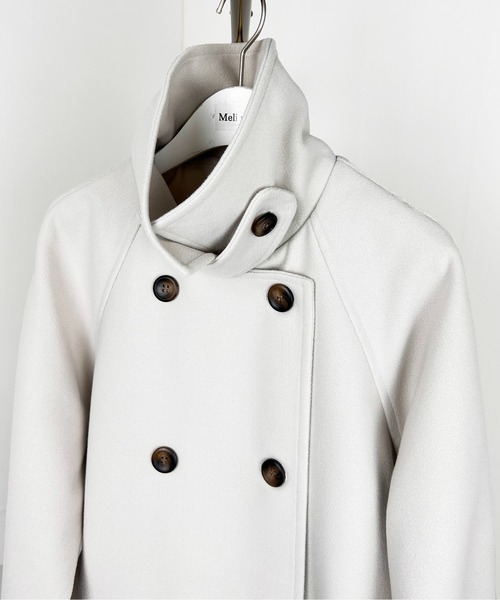 Meli rich（メリーリッチ）の「アレンジカラーフレアコート（ステンカラーコート・レディース・グレイッシュベージュ/ブラック/チャコールグレー/アイボリー/チャコール・MEDIUM）」の16枚目の写真