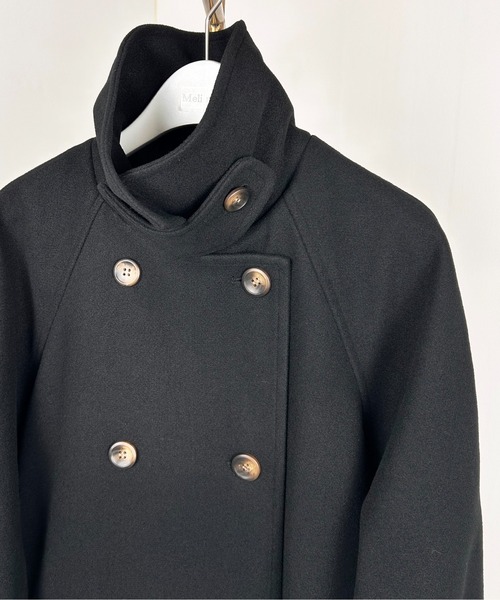 Meli rich（メリーリッチ）の「アレンジカラーフレアコート（ステンカラーコート・レディース・グレイッシュベージュ/ブラック/チャコールグレー/アイボリー/チャコール・MEDIUM）」の6枚目の写真